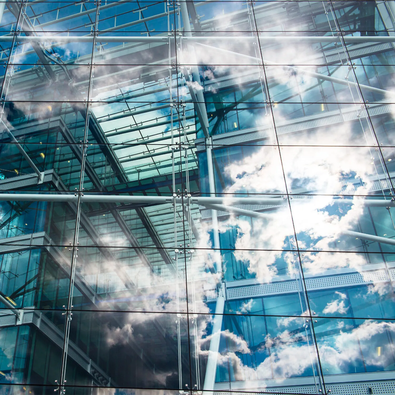 Napelemek az irodában: megéri a befektetés?